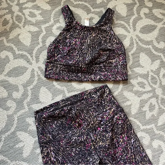 NWOT Lululemon Wunder Train bra/leggings set, size 8, Topography Multi - Picture 9 of 15